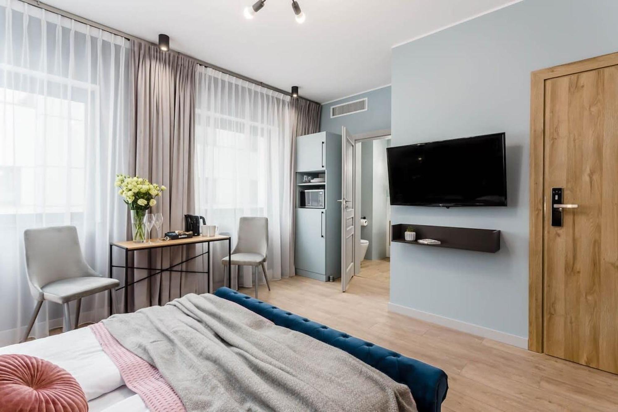 Deo Plaza - Apartments At The Old Town Danzica Esterno foto