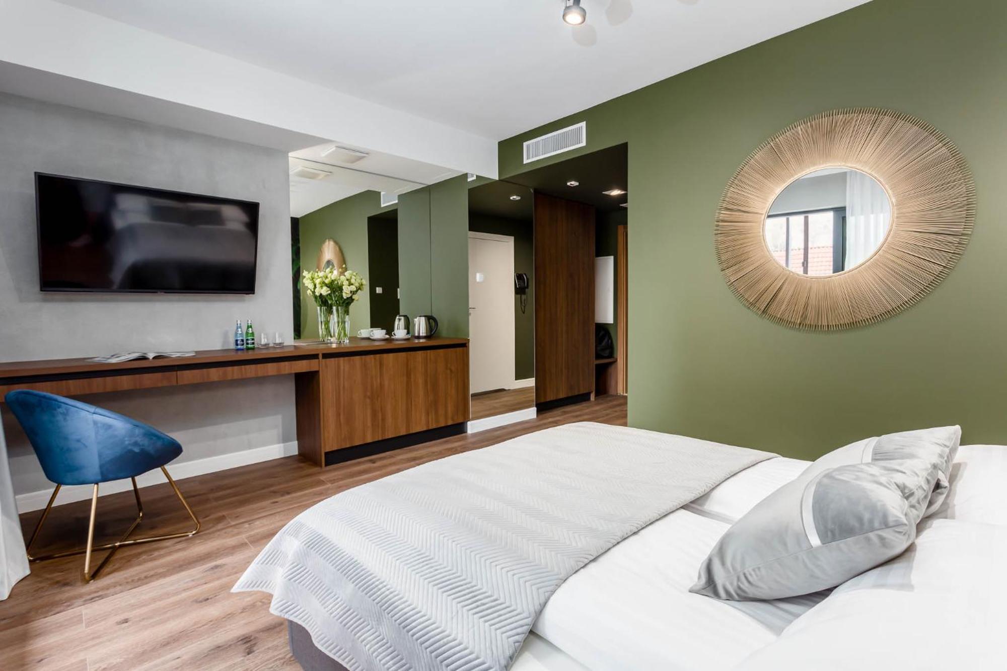 Deo Plaza - Apartments At The Old Town Danzica Esterno foto